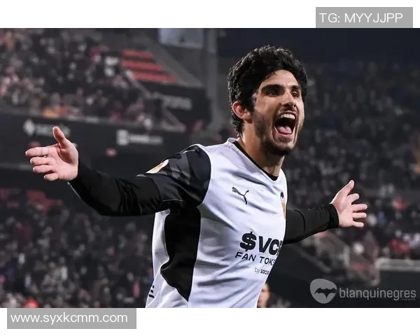 送给足球球星的精选礼物推荐让他们感受你的独特心意与支持